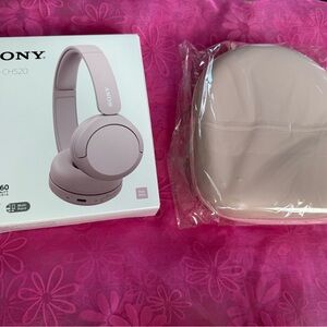 Sony Wireless Headphones and Headphones Case Bundle